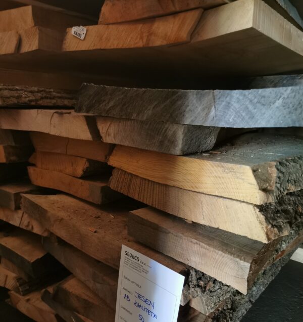 Jesen žagan les SLOLES Ash sawn timber