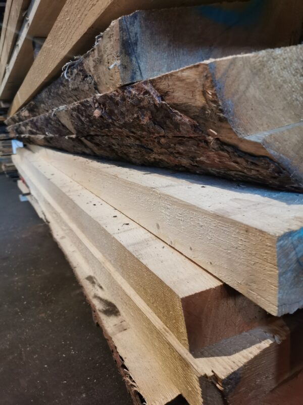 Smreka žagan les SLOLES Spruce timber